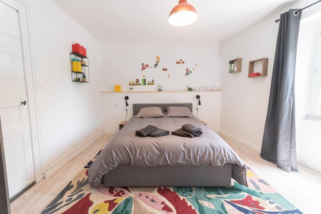 Appartement Souvenirs D'Enfance-La Bonne Marienne-La Madeleine à Angers Extérieur photo