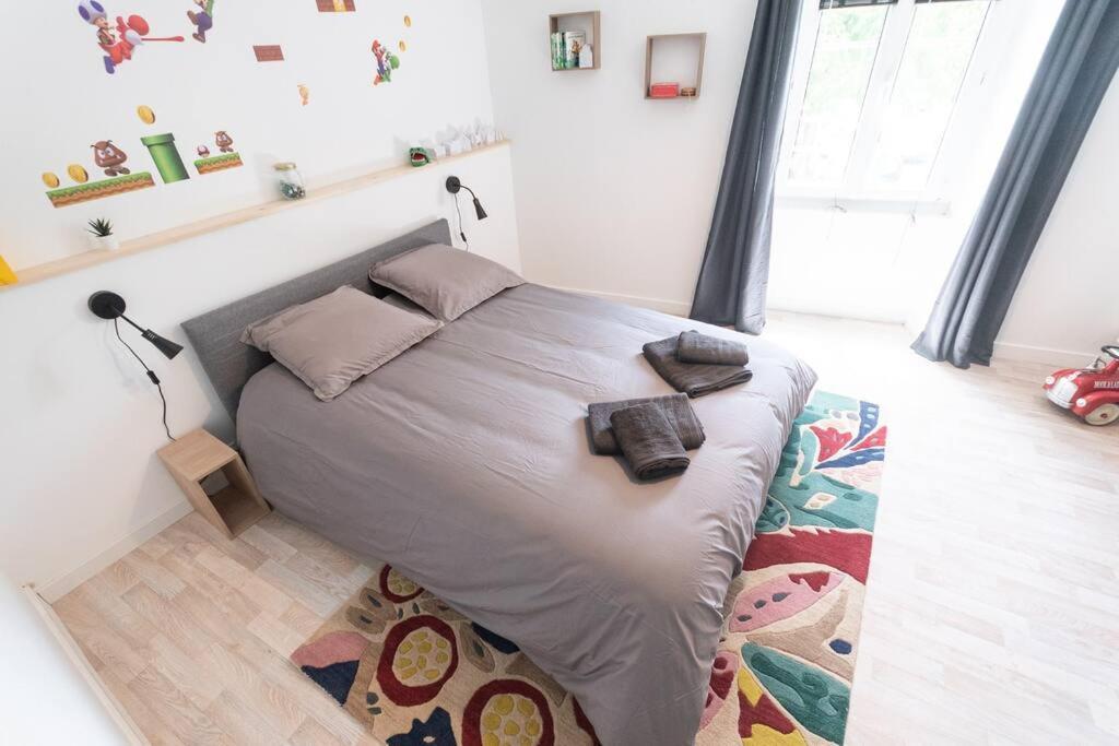 Appartement Souvenirs D'Enfance-La Bonne Marienne-La Madeleine à Angers Extérieur photo